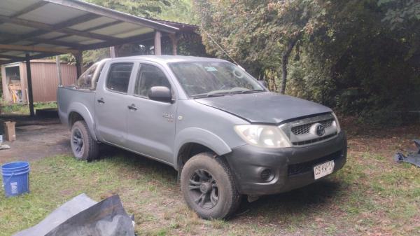 TOYOTA HILUX 2.5 AÑO 2011