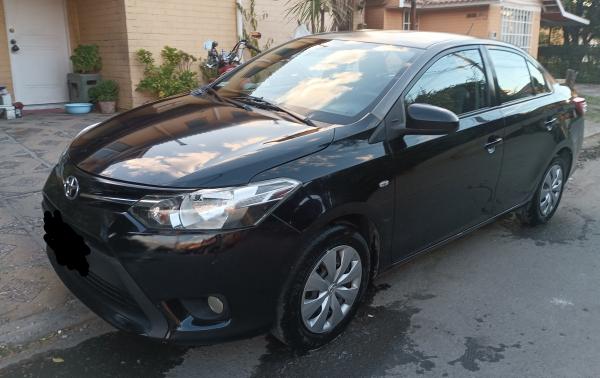 VENDO TOYOTA YARIS 1.5