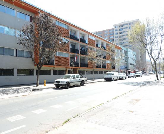 VENTA AMPLIO DEPARTAMENTO CON EXCELENTE UBICACIÓN