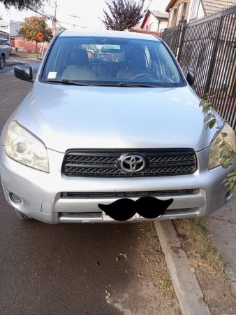 VENDO RAV4 2.4 2006 FULL TRANSFERIBLE