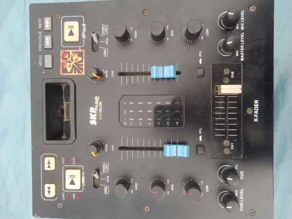 MIXER MEZCLADORA SKP IMPECABLE ESTADO 