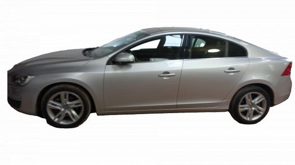 VENDO VOLVO S60 DIESEL AÑO 2017 