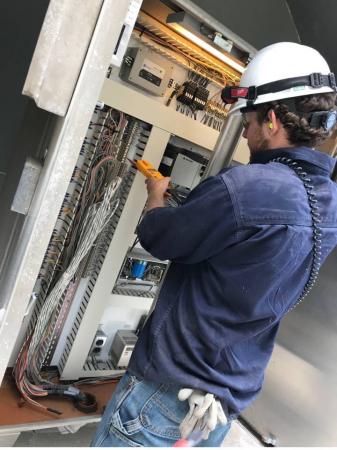 AYUDANTE TECNICO EN CABLEADO ESTRUCTURADO