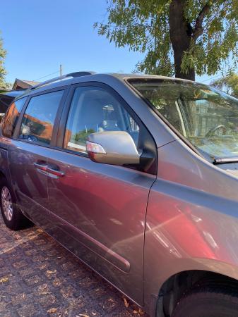 VENDO AUTO IDEAL PARA LA FAMILIA 