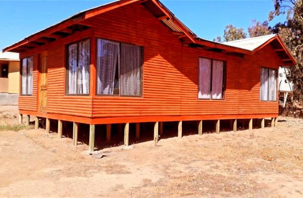 CASA EN PLAYA LA BALLENA