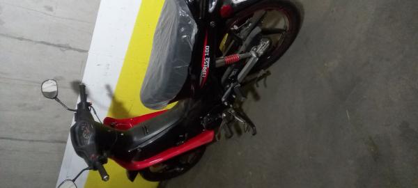 MOTO EXPRESS 100