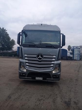 TRACTOCAMIÓN ACTROS 1842 AÑO 2015