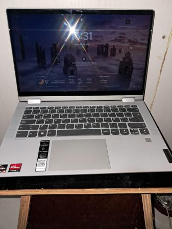 LENOVO IDEAPAD FLEX 5 360 VERSÁTIL 