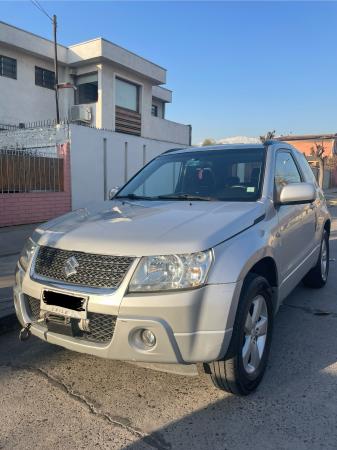 SUZUKI GRAND VITARA 2.4