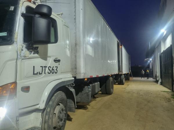 CAMION HINO FG 1726 AÑO 2019 CON RAMPLA HIDRAULICA