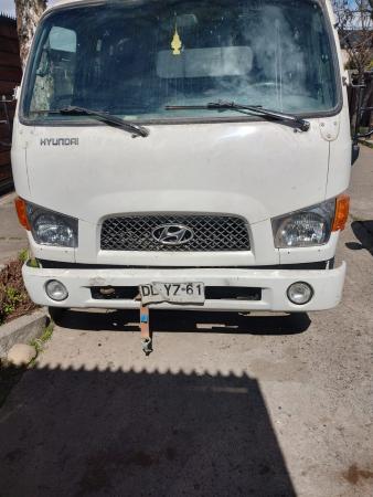 SE VENDE CAMION HYUNDAI