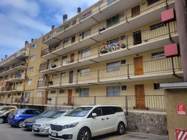 V 1592-D-67-O-LR-VENDO DEPTO EN IQUIQUE
