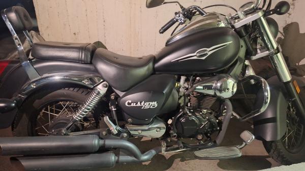 VENDO MOTOCICLETA MOTORRAD 