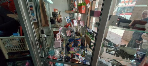 VENTA DERECHO DE LLAVE, BAZAR, PAPELERÍA Y PAQUETE