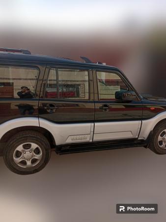 MAHINDRA ESCORPIO 2.2