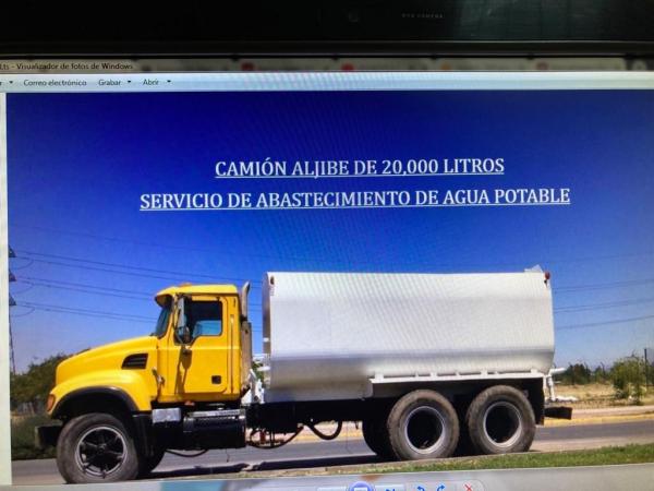 CAMION ALJIBE 