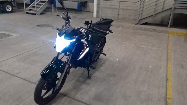 VENDO MOTO LONCIN 150CC 