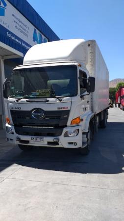 CAMION HINO FG 1726 AÑO 2018 CON RAMPLA HIDRAULICA