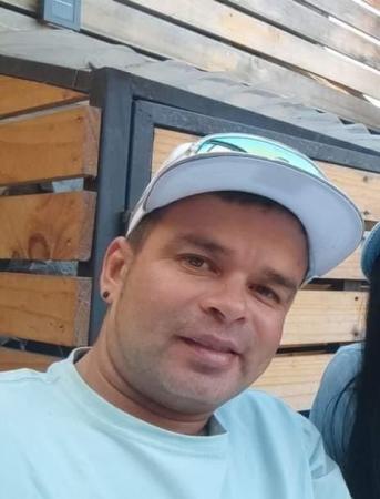 BUSCO EMPLEO COMO AYUDANTES DE CONSTRUCCIÓN 