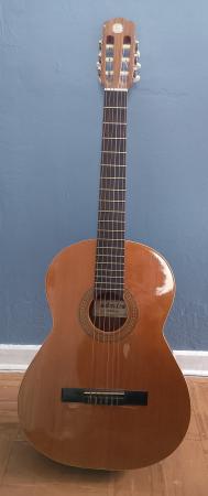 GUITARRA ADMIRA SEVILLA (USADO)