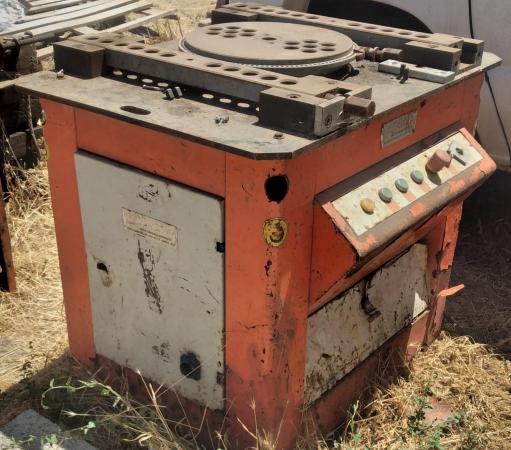 VENDO DOBLADORA Y CORTADORA FIERRO DE CONSTRUCCION