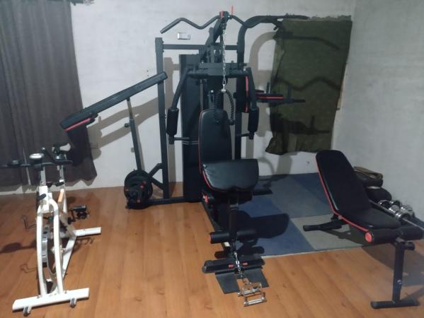 MÁQUINA DE EJERCICIOS