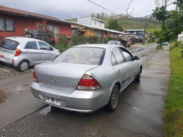 SE OFRECE CHOFER TAXI BÁSICO