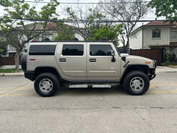 HUMMER H2