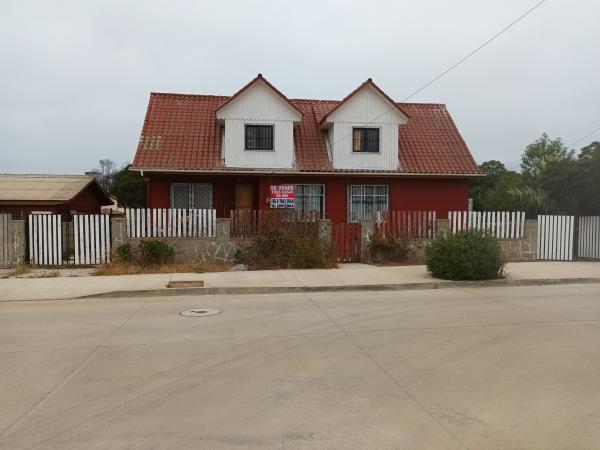 ARRIENDO CASA EL QUISCO 2 CUADRAS PLAYA 
