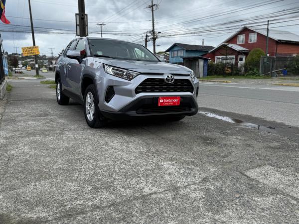 DISPONIBLE ENTREGA INMEDIATA TOYOTA RAV 4 2022