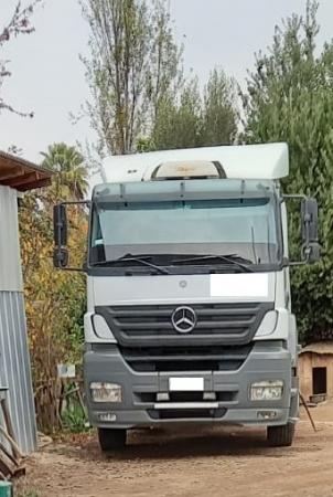 SE VENDE TRACTO CAMIÓN 