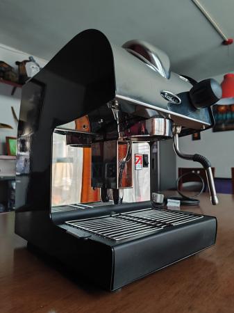 MAQUINA DE CAFÉ PICCINO AUTOMÁTICA