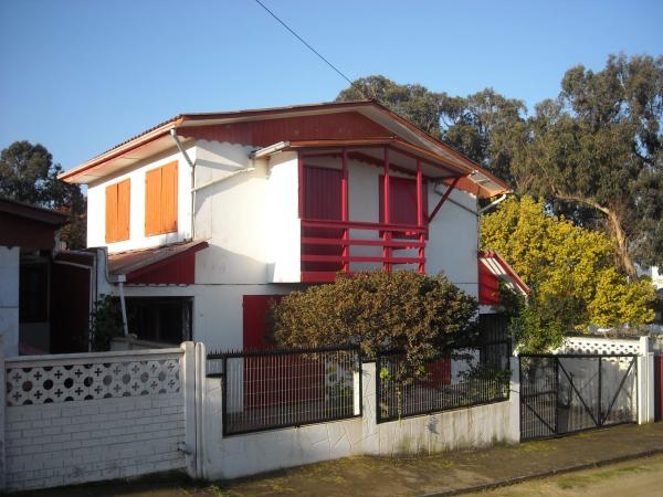 VENDO CASA LAS CRUCES 