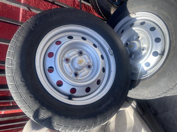 RUEDAS CHEVROLET N300 Y CHEVROLET N400 