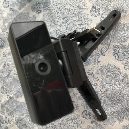 WEA CAM PHILIPS 720 CON TRÍPODE 