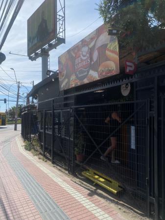 LOCAL DE COMIDA 