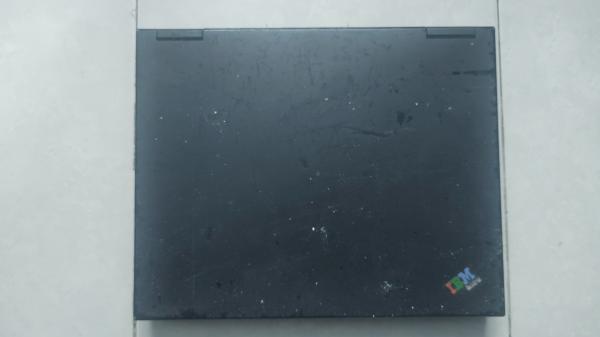 IBM THINKPAD 600E TYPE 2645 SIN CARGADOR 