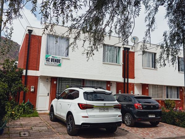 SE CASA EN SAN BERNARDO 2580 U.F. 