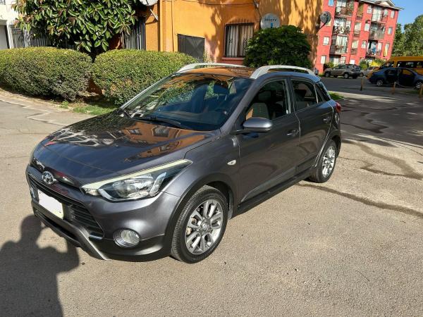 HYUNDAI I20 ACTIVE 1.4  - EXCELENTE ESTADO