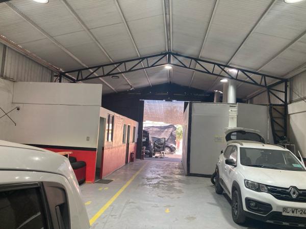 VENTA DE EXCELENTE GALPÓN COMERCIAL 