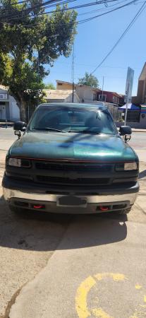CHEVROLET SILVERADO VENDO 