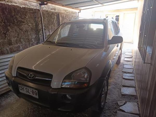 HYUNDAI TUCSON 2010