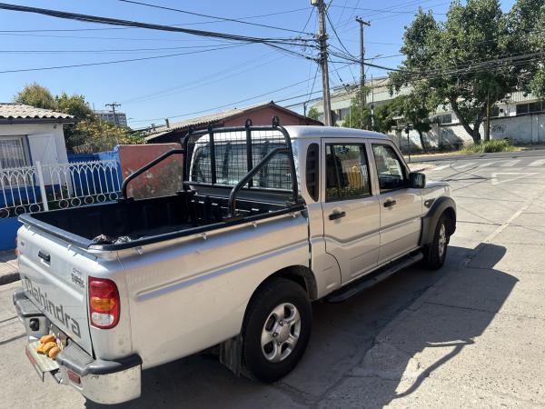 MAHINDRA CAMIONETA AÑO 2021