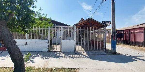 SE VENDE CASA 1 PISO 2D-2B-1E MAIPÚ