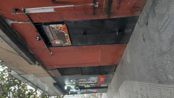 SE ARRIENDA LOCAL SANTA ISABEL 368