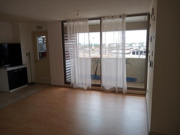 DEPARTAMENTO EN 5TO PISO. 