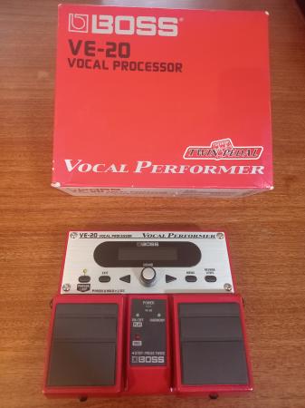 PEDAL MULTIEFECTO VOCAL BOSS VE-20