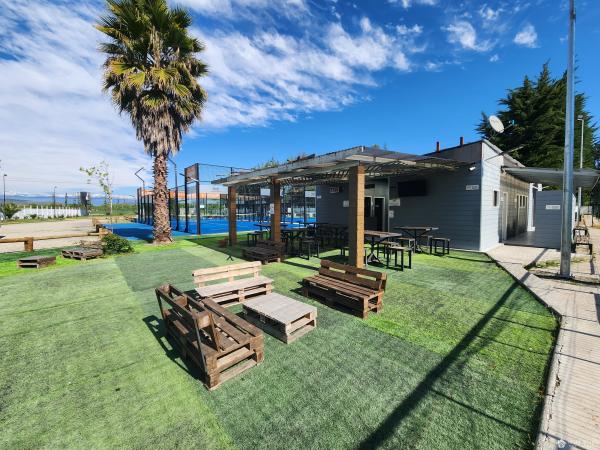 SE VENDE COMPLEJO DEPORTIVO EN DOÑIHUE, VI REGIÓN