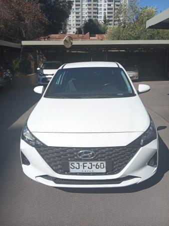 VENDO AUTOMÓVIL HYUNDAI ACCENT 2023 HCI 1.4
