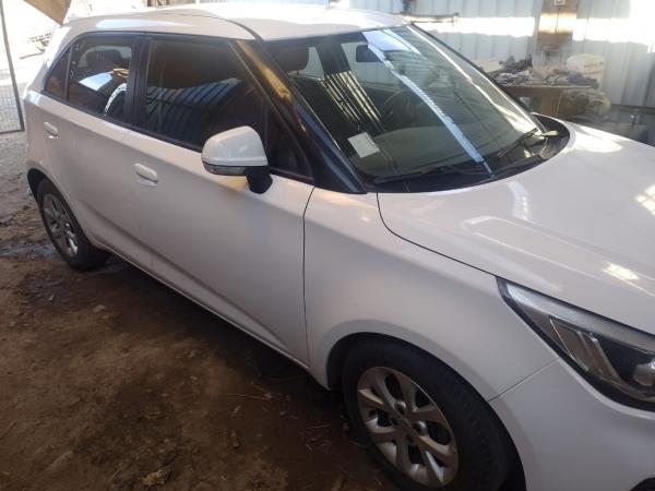 VENDO MG3 AÑO 2021  79000 KM. 1.4 FULL EQUIPO